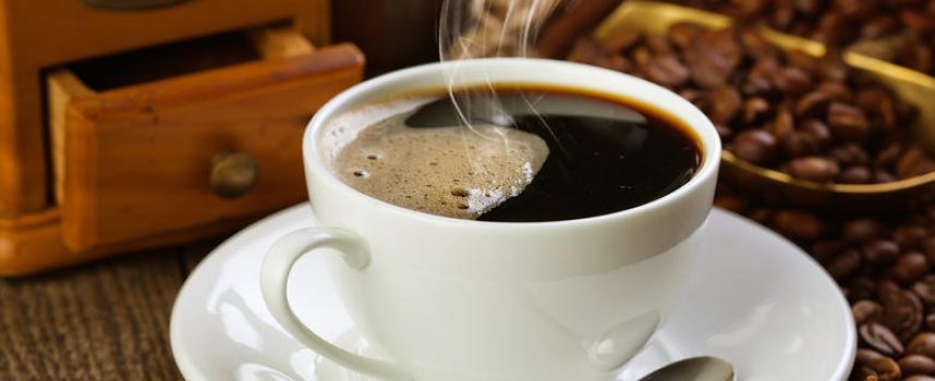 Έρευνα: Τρεις καφέδες την ημέρα… μας προστατεύουν από καρδιαγγειακά νοσήματα