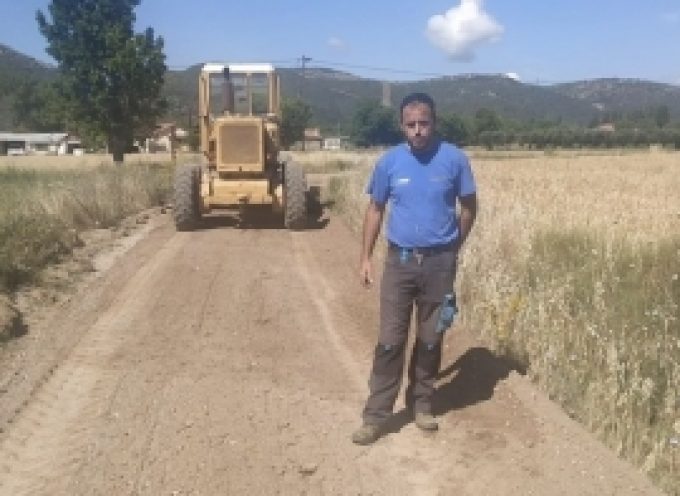 Συνέχεια των εργασιων συντήρησης αγροτικών δρόμων στο Δήμο Τριπολης