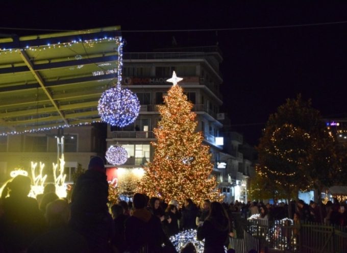 Το Άναμμα του Χριστουγεννιάτικου Δέντρου στην Τρίπολη (pics & vid)